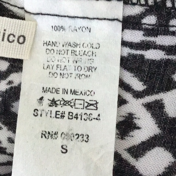 Kira Black/White Patterned Shorts - Picture 5 of 6